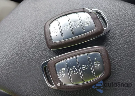 2019 Hyundai Ioniq Electric Limited from USA, damaged, VIN KMHC05LH1KU047492